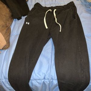 Under Armour women’s sweatpant joggers